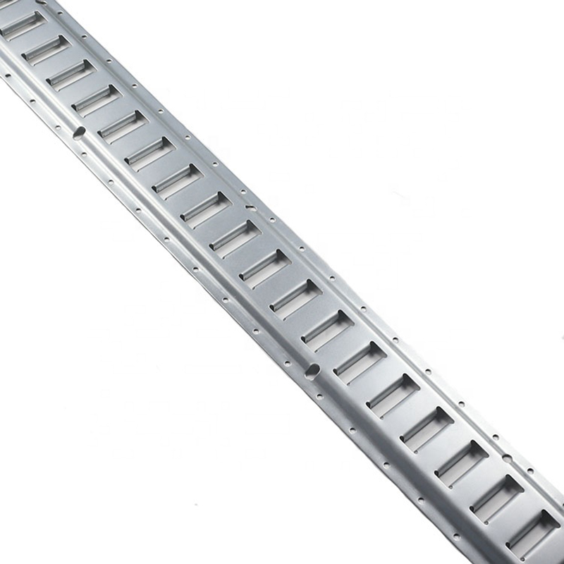 Il kit E-Track con cinghie a cricchetto per rotaie zincate da 4 pezzi da 5 piedi